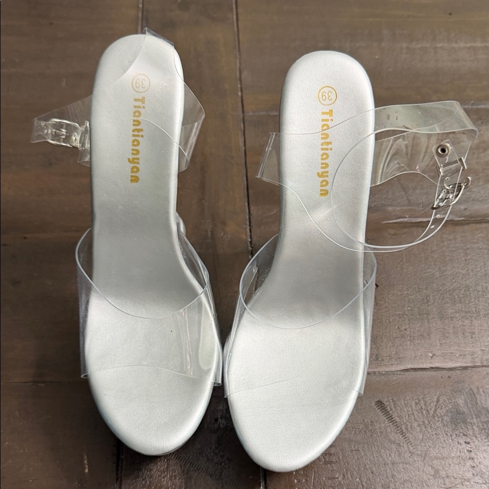 TianLiangya Women's Silver Clear-Strap Heels